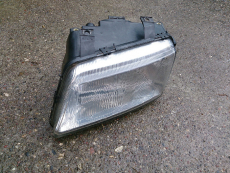 Valeo Scheinwerfer 8D0941003A vl für Audi A4 8D bis 99