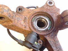 GM Achsschenkel 13154317 vl für Opel Corsa C 1,0l 1,2l