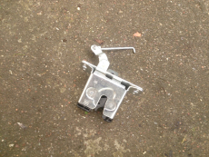 Schloss 90534769 für Heckklappe für Opel Corsa C