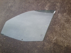 Scheibe 7791057 für Tür vorne links grün für Fiat Punto (176) 5-Türer