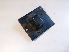 Träger B25D-50080 vr für Stoßstange für Mazda 323 VI BJ