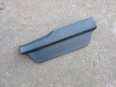 Trittleiste B25D-68740 hinten links für Mazda 323F BJ
