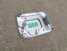Tankklappe B25R-42-410A in 18G für Mazda 323 BJ