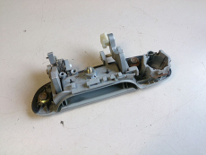 Türgriff außen vorne rechts in 18G für Mazda 323 BJ