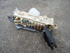 Sicherungskasten mit Steuergerät TWS BE6BA für Mazda 323 S V BA