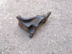 Halter 11231-2F0000 für Nissan Primera W11 P11 1,6l 16V GA16DE