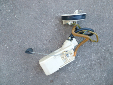 Kraftstoffpumpe 172782F000 für Nissan Primera W11 P11