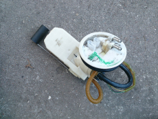 Kraftstoffpumpe 172782F000 für Nissan Primera W11 P11