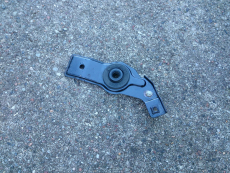 Halter links 215472F000 für Nissan Primera P11 bis 99