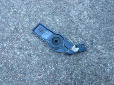 Halter links 215472F000 für Nissan Primera P11 bis 99