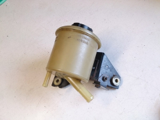 Servoölbehälter 491809F900 mit Halter für Nissan Primera P11 bis 99