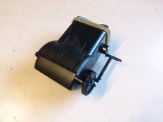 Luftdusche mitte rechts 68750-2F900 für Nissan Primera P11