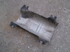 Hitzeblech vorne unten 747532J000 für Nissan Primera W11 1,6l 2,0l