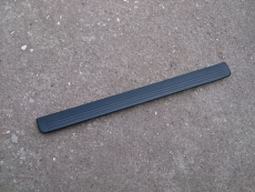 Fußleiste 769B0-2F001 vr vl außen für Nissan Primera P11