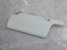 Sonnenblende 964002F012 vr für Nissan Primera P11