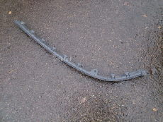 Gummilippe 13120846 vorne links unten für Opel Corsa C