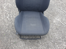 Sitz vr Beifahrersitz (ohne Airbag) XXQC für Opel Corsa C