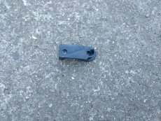 Halter 9617501077 hl für Hutablage für Peugeot 306 Schrägheck