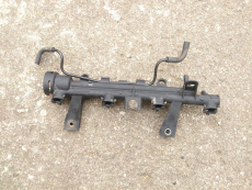 Düsenstock 9619012480 für u.a. Peugeot 306 1,4l 55kw