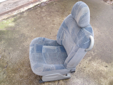 Sitz mit Kopfstütze und Airbag vorne rechts für Renault Scenic I Ph2