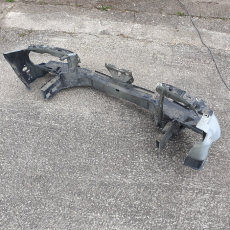 Frontmaske 7751471598 für Renault Megane I Ph2 in NV676