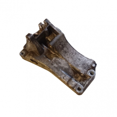 Halter 030145169H für Lima und Servopumpe für Seat Cordoba 6K1 Ibiza II Golf III
