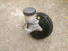 Bremskraftverstärker 44610-97207 mit Hauptbremszylinder für Sirion M1