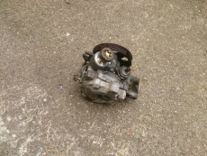KYB Servopumpe 44310-97201 für Daihatsu Sirion M100 1,0l