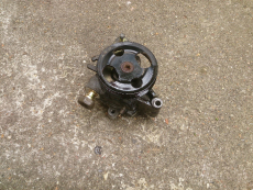 KYB Servopumpe 44310-97201 für Daihatsu Sirion M100 1,0l