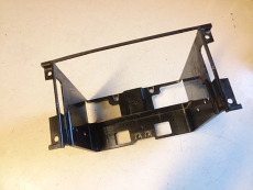 Radioschacht 39321-60G1 für Suzuki Baleno u.a.