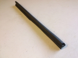 Dichtung 8D0823725A 395mm für Kotflügel vl für Audi A4 8D bis 99