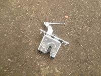 Schloss 90534769 für Heckklappe für Opel Corsa C