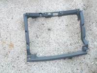 Halterrahmen für Hanschuhfach für Mazda 323 BJ