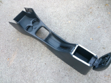 Mittelkonsole mit Armlehne schwarz für Mazda 323 BJ