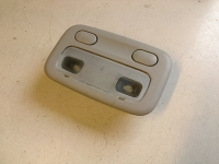 Innenraumleuchte vorne 264305L301 für Nissan Primera P11 98-99