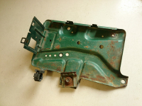 Batteriehalter 648602F030 für Nissan Primera P11 bis 99