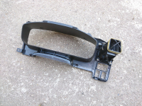 Tachoverkleidung 68240-2F910 für Nissan Primera P11