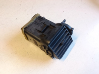 Luftdusche mitte links 68751-2F900 für Nissan Primera P11