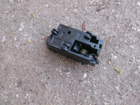 Türöffner links 806712F002 für Nissan Primera P11