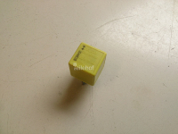 TYCO Relais 90226846 für Opel Corsa C Meriva A Vectra C Signum