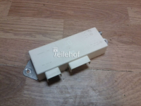 Antennenverstärker 90563190 für Heckscheibe für Opel Omega B