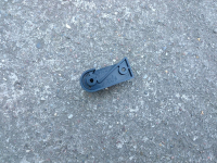 Halter 9617500977 hr für Hutablage für Peugeot 306 Schrägheck