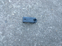 Halter 9617501077 hl für Hutablage für Peugeot 306 Schrägheck