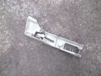 Halter 05852 D für Stoßstange vorne für Renault Megane I Ph2