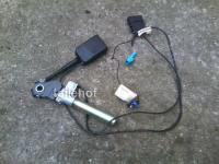Gurtstraffer Gurtschloß 542181211E vl für Renault Megane I Ph2