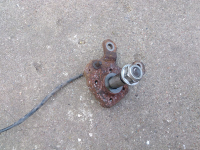 Achszapf Achsstumpf 8200233409 hinten links für Renault Scenic I