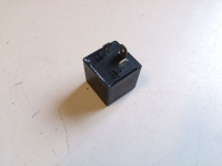 Relais 1L0953227 für Warnblinker für Seat Cordoba 6K1 6K2 Ibiza II Polo 6K