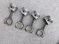 4 Zylinderkolben 8MJS mit Pleuelst. für Ford Escort VI VII 1,6l 16V L1H